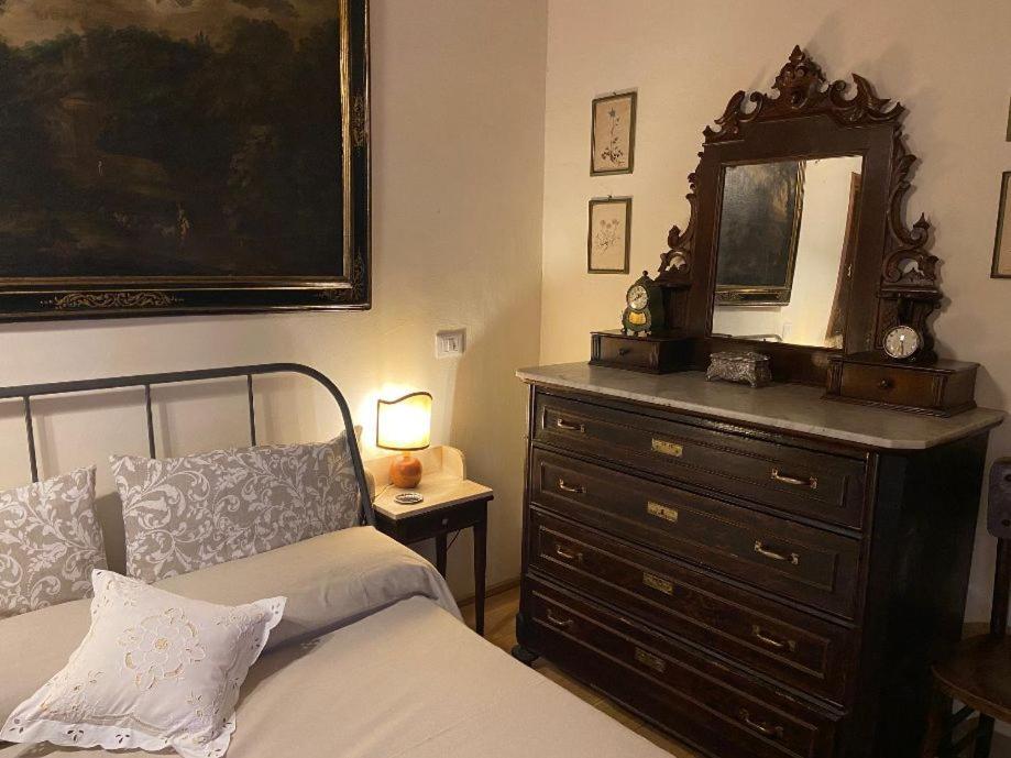 La Casa Di Alice Apartment ลาสเปเซีย ภายนอก รูปภาพ