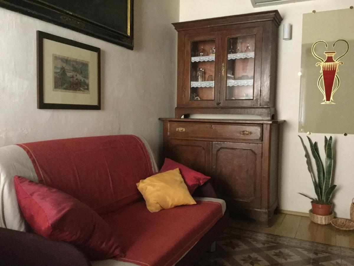 La Casa Di Alice Apartment ลาสเปเซีย ภายนอก รูปภาพ