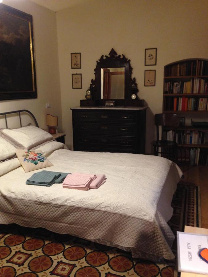 La Casa Di Alice Apartment ลาสเปเซีย ภายนอก รูปภาพ